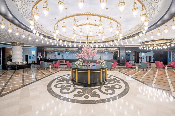 LRS Lake & River Side Hotel & Spa