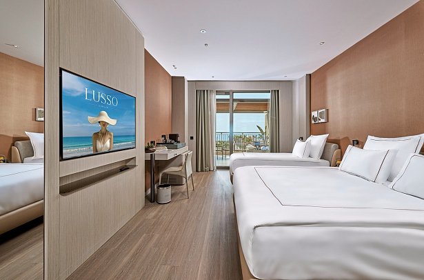 LUSSO Sorgun - Wohnbeispiel Doppelzimmer Superior Jacuzzi Meerblick (Zimmercodierungen DS1 & DC1)