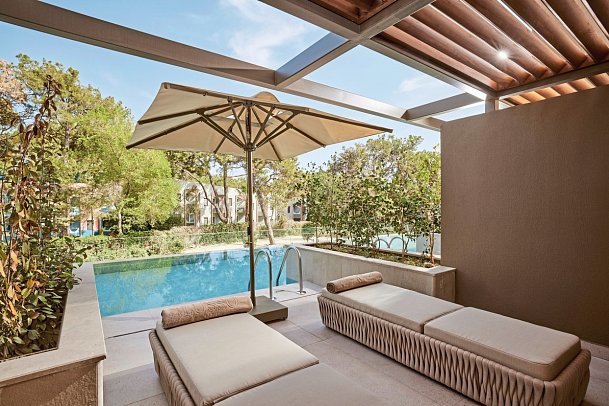 LUSSO Sorgun - Wohnbeispiel Doppelzimmer Superior Swim Up seitlicher Meerblick (Zimmercodierung USQ)