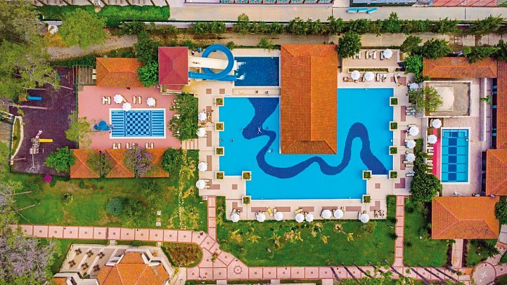 Champion Holiday Village