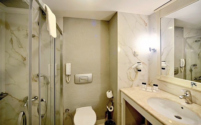 Champion Holiday Village - Wohnbeispiel Doppelzimmer (Zimmercodierungen DB1, DC1 & DP1)