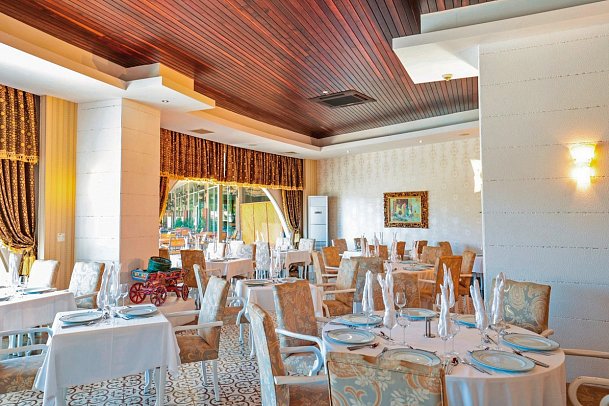 Crystal Prestige Pearl Collection