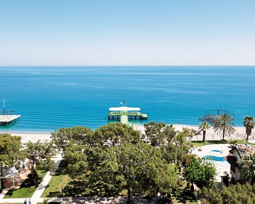 Dosinia Luxury Resort