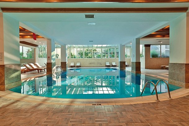 Crystal Aura Aqua Collection