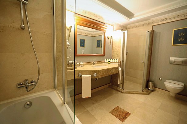 Nirvana Dolce Vita - Beispiel Bad Clubzimmer