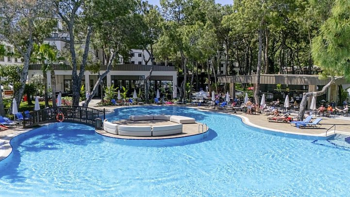 Seven Seas Hotel Life