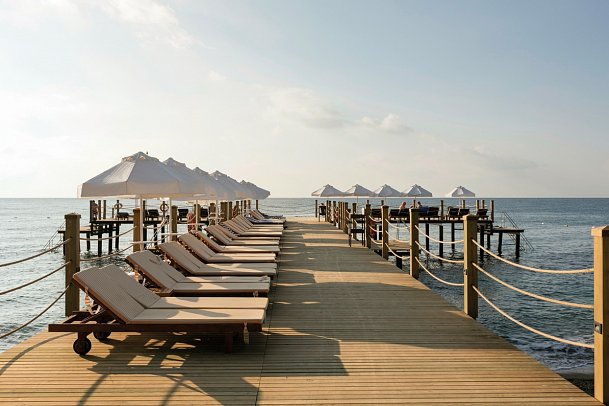 Seven Seas Hotel Life