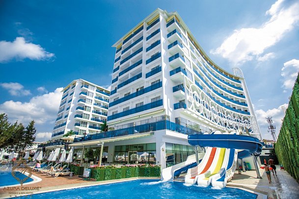 Azura Deluxe Resort & Spa Hotel