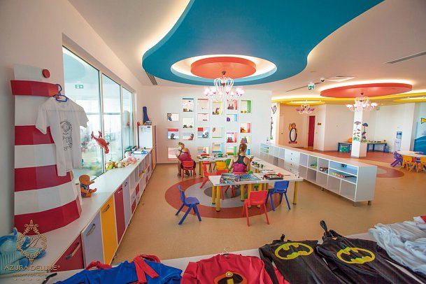 Azura Deluxe Resort & Spa Hotel