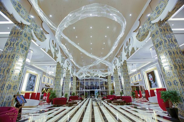 Azura Deluxe Resort & Spa Hotel