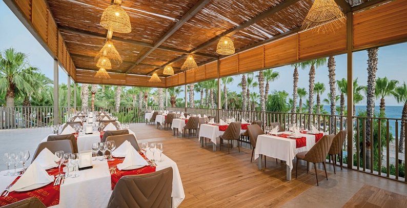 Delphin Deluxe Resort