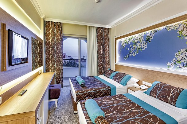 Saphir Hotel & Villas - Wohnbeispiel Doppelzimmer Poolblick (Zimmercodierung DBP)