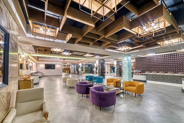 Seven Seas Palmeras Bay