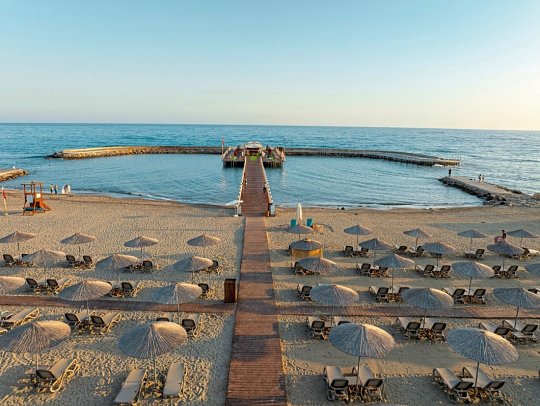 Serenity Queen Hotel