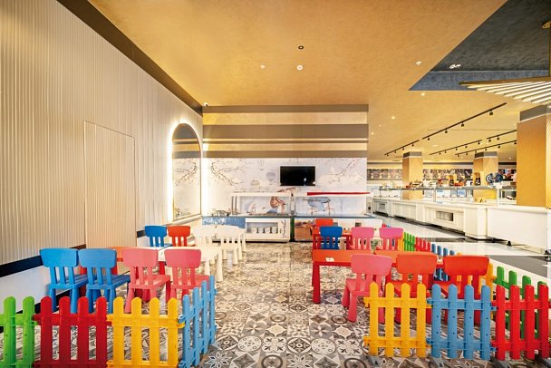 Serenity Queen Hotel