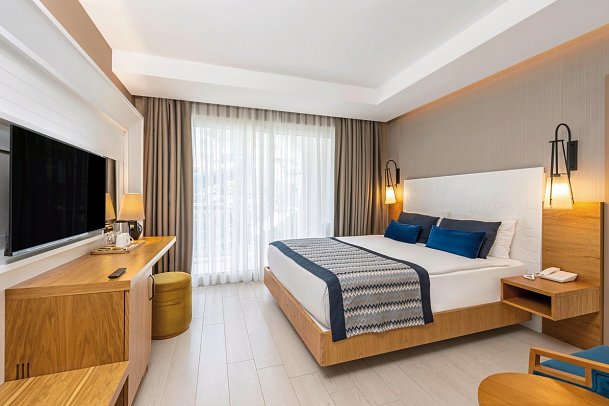 Sidera Kirman Premium - Wohnbeispiel Familienzimmer mit Verbindungstür (Zimmercodierung FV1)