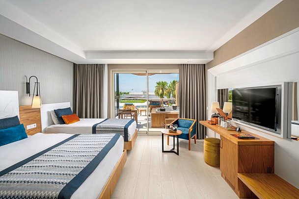 Sidera Kirman Premium - Wohnbeispiel Doppelzimmer Terrasse Jacuzzi Meerblick (Zimmercodierung DB1)