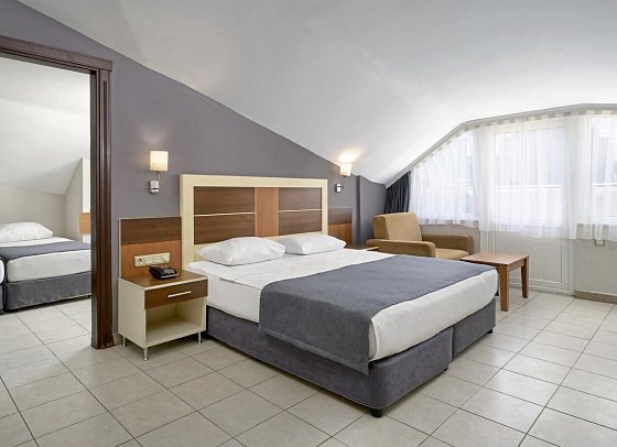 Kaila Krizantem Hotel - Wohnbeispiel Familienzimmer (Zimmercodierungen FB1 & FB2)
