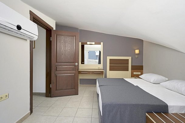 Kaila Krizantem Hotel - Wohnbeispiel Familienzimmer (Zimmercodierungen FB1 & FB2)