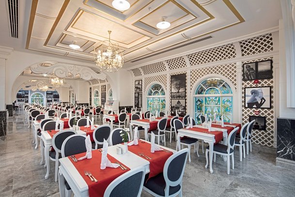 Granada Luxury Beach