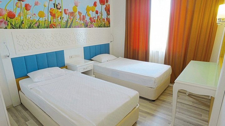 Eftalia Village - Wohnbeispiel Familienzimmer mit 2 Schlafräumen (Zimmercodierung FB2)