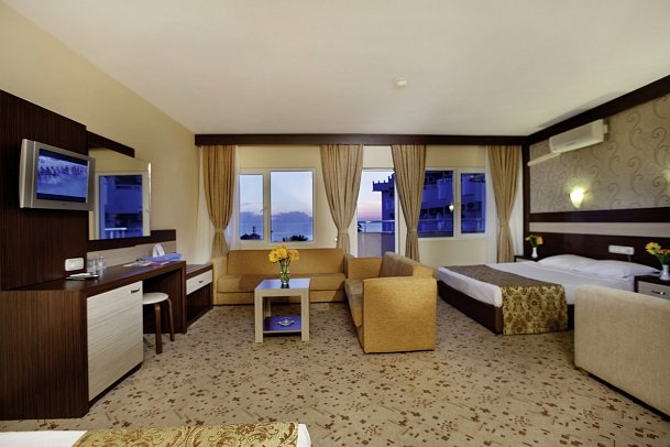 Lonicera World Hotel