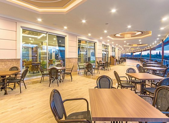 Lonicera Resort & Spa