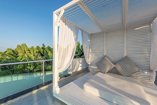 White City Resort
