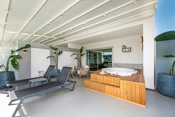 White City Resort - Wohnbeispiel Deluxe Meerblick (Zimmercodierung UDM)