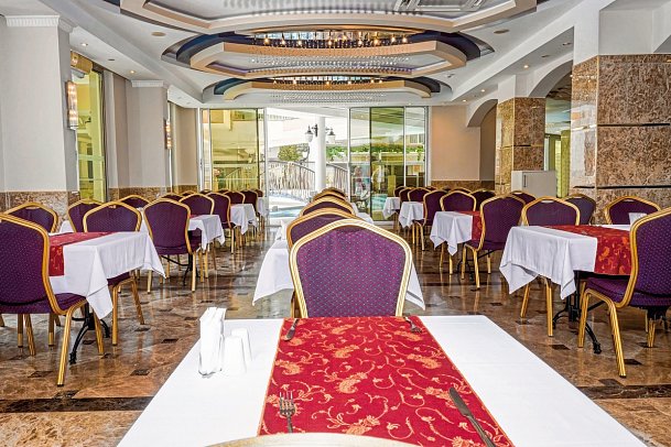 Tac Premier Hotel & Spa