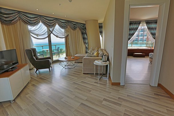 Xoria Deluxe - Wohnbeispiel Suite Deluxe Meerblick (Zimmercodierung WDM)