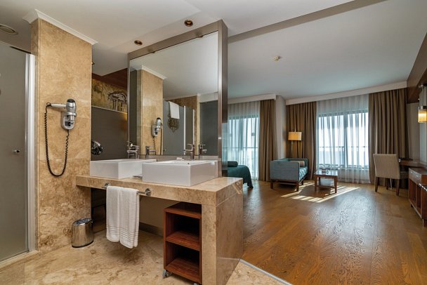 Commodore Elite Suites & Spa - Wohnbeispiel Elite Suite (Zimmercodierung WB1)