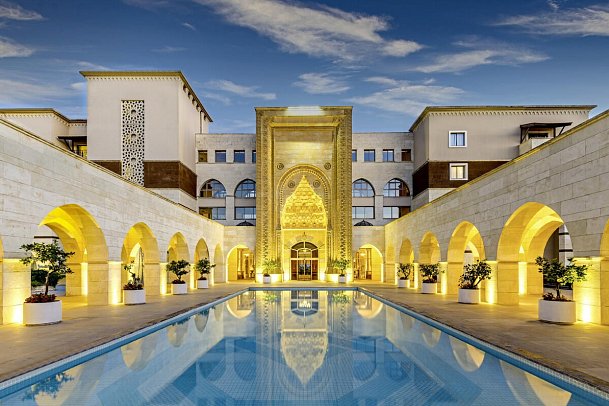 Kempinski Hotel The Dome