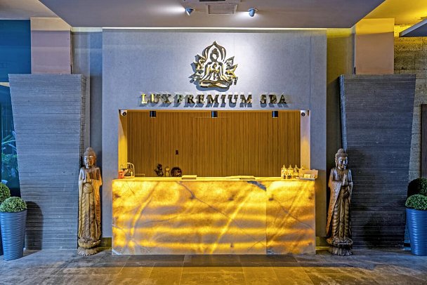 Kempinski Hotel The Dome