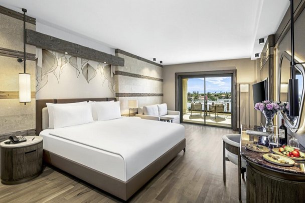 Kempinski Hotel The Dome - Wohnbeispiel Doppelzimmer Superior seitl. Meerblick (Zimmercodierungen DSN & DCN)