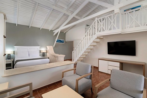 Wyndham Alltra Samaná - Wohnbeispiel Club Bungalow Oceanview (Zimmercodierung VBM)