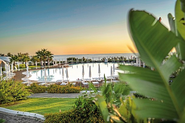 Torre Cintola Greenblue Sea Emotions