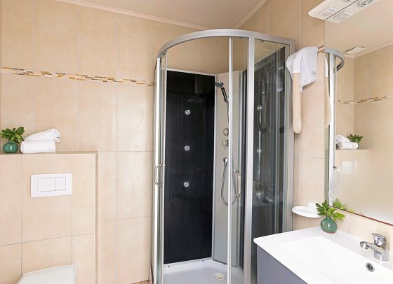 Résidence Marina d'Oru - Wohnbeispiel Appartement 1 Schlafzimmer ca. 30 qm (Zimmercodierung AB1)