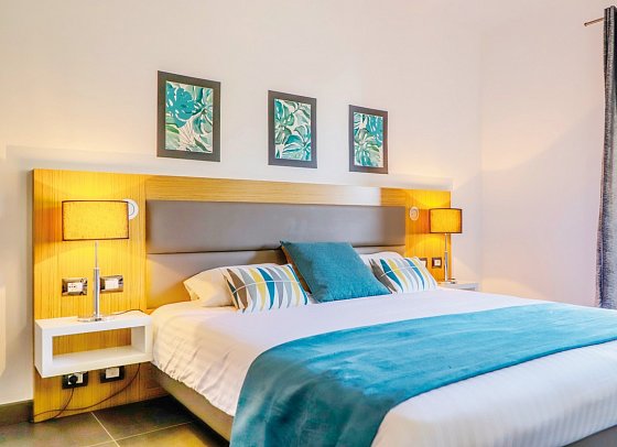 San Lucianu - Wohnbeispiel Doppelzimmer Standard Bergblick (Zimmercodierung DBG)