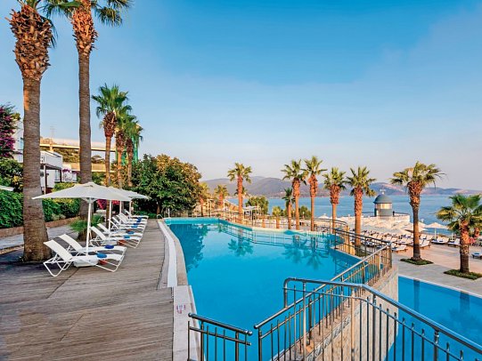 Blue Dreams Resort & Spa