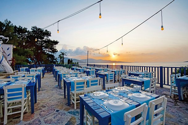 Blue Dreams Resort & Spa