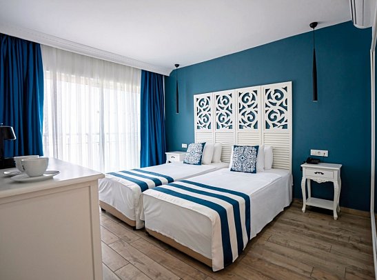 Blue Dreams Resort & Spa - Wohnbeispiel Doppelzimmer Landblick (Zimmercodierungen DBL & DCL)