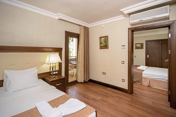 Latanya Park Resort - Wohnbeispiel Familienzimmer Club