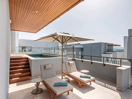 Anda Barut Collection - Wohnbeispiel Präsidenten Suite 2 Schlafzim Privatpool Meerblick CommBereich (Zimmercodierung WB1)