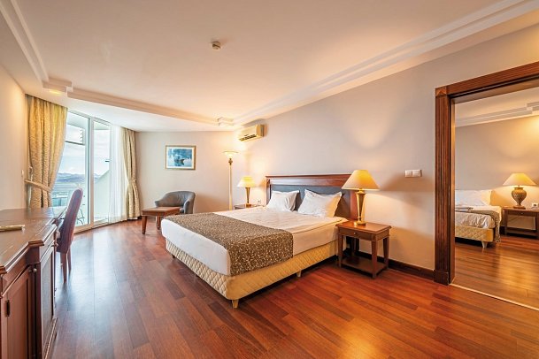 Bodrum Holiday Resort - Wohnbeispiel Familienzimmer Hotel (Zimmercodierung FG1)