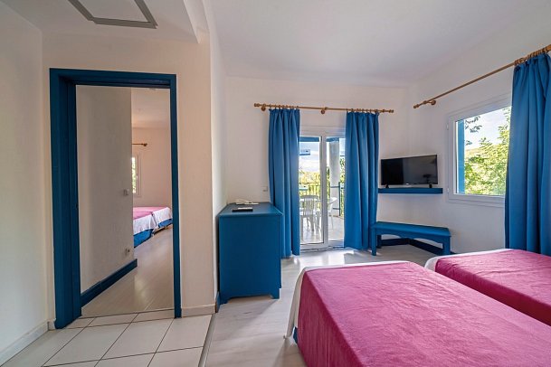 Bodrum Holiday Resort - Wohnbeispiel Familienzimmer Club (Zimmercodierung FL1)