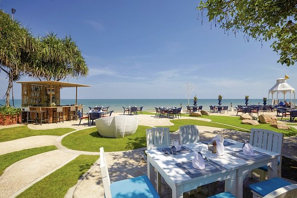 Wora Bura Hua Hin Resort & Spa - Rak Talay Restaurant