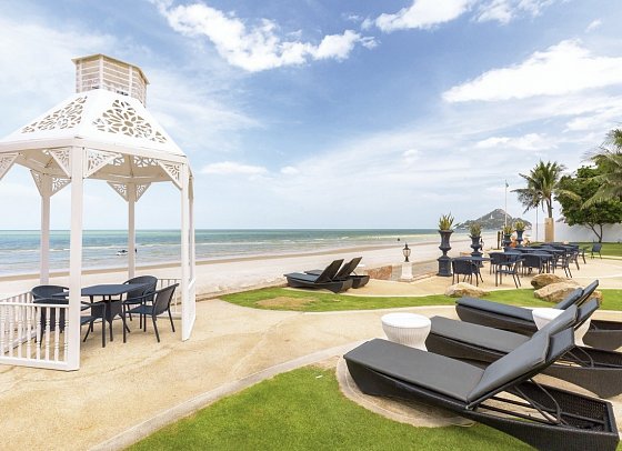 Wora Bura Hua Hin Resort & Spa