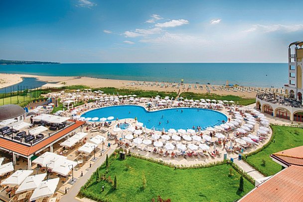 Alua Helios Bay