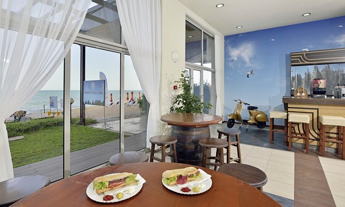 Sol Luna Bay Resort